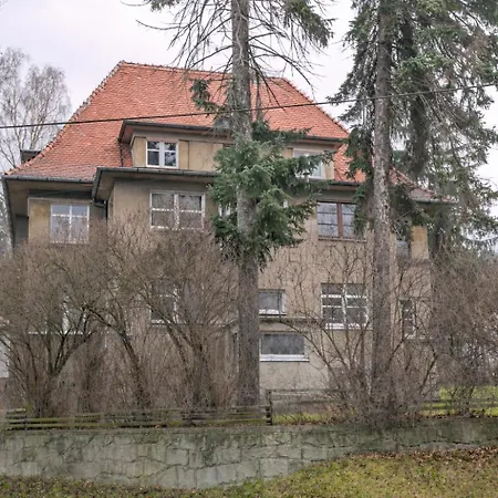 Warszawska 11